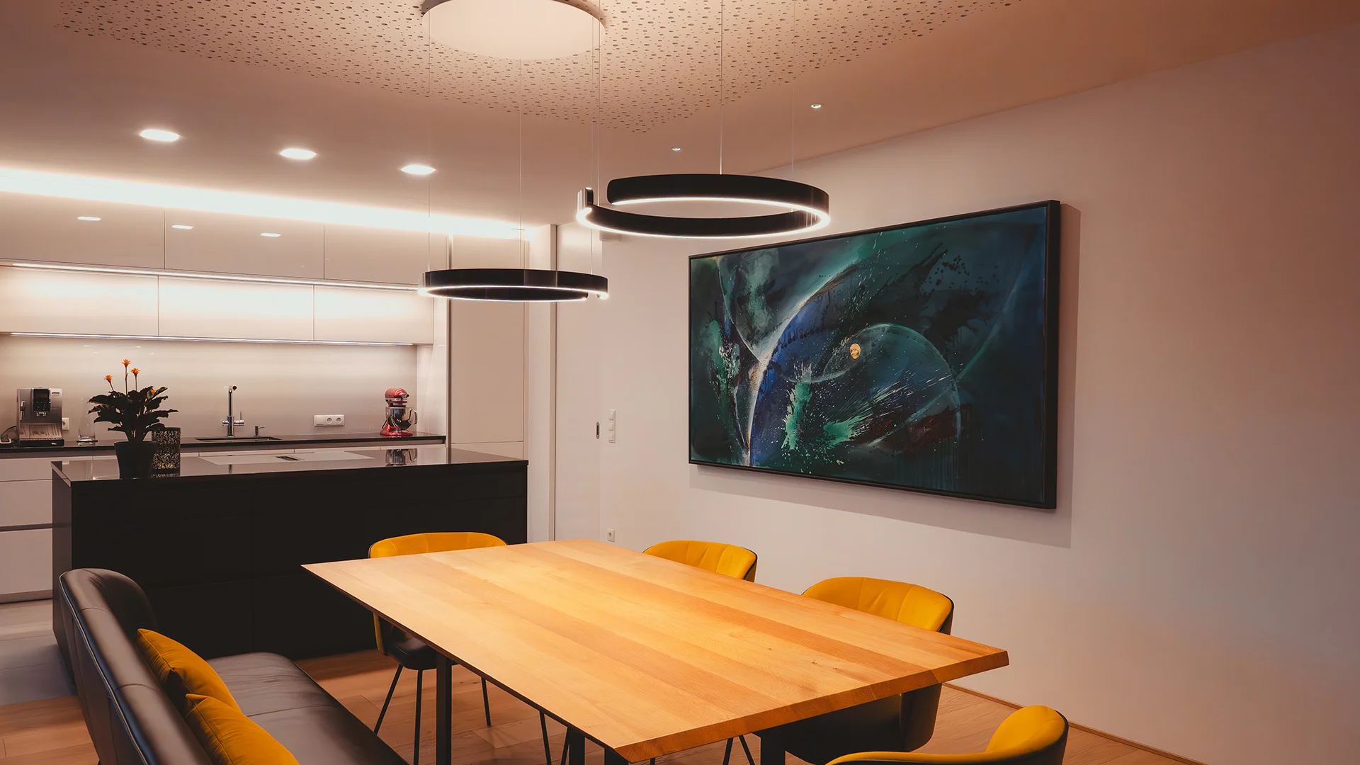 Beleuchtung Esszimmer, Lichtkonzept für Kunst, Vorarlberg