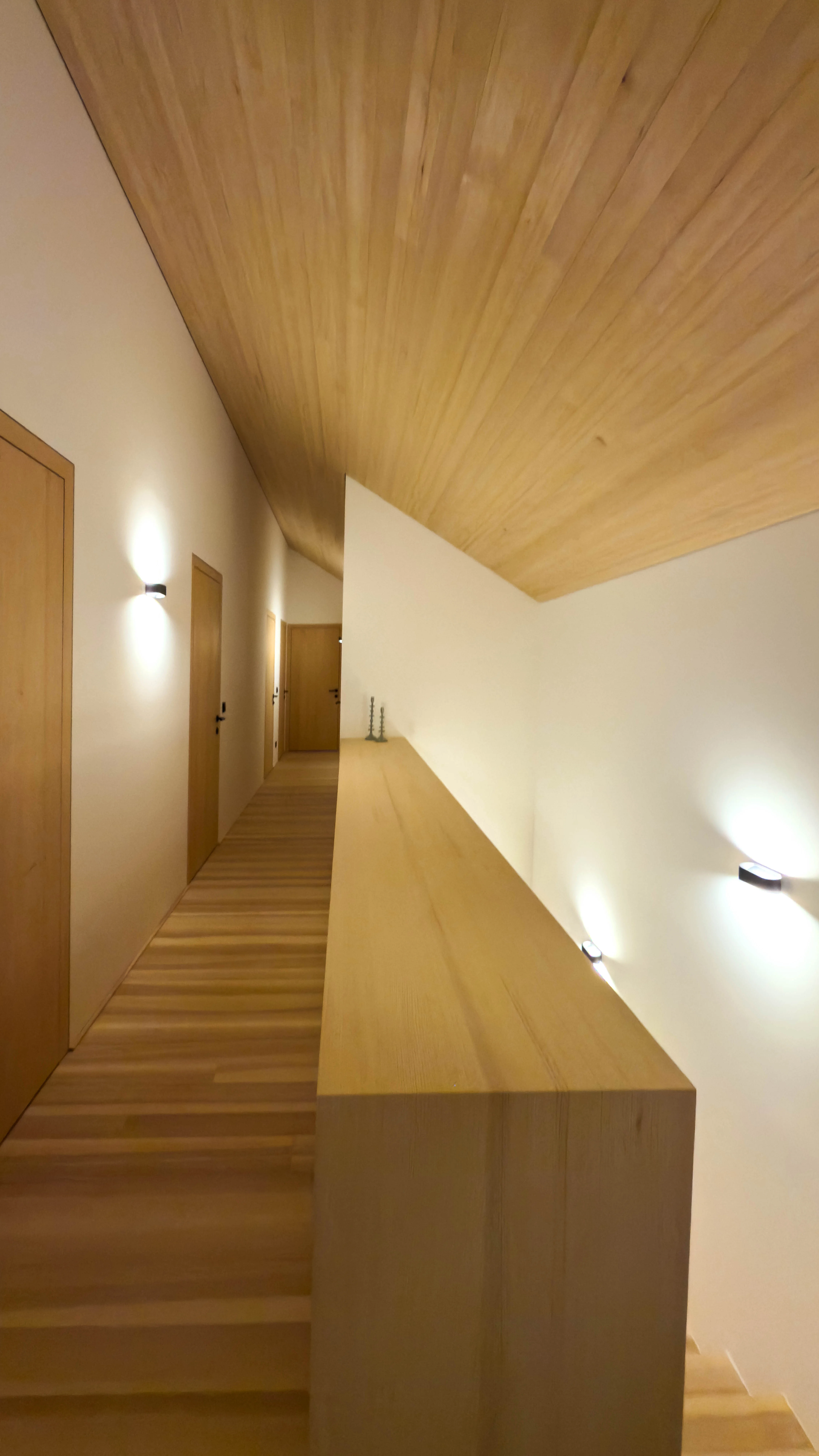 Lichtkonzept im Stiegenhaus, Referenz Ulmer